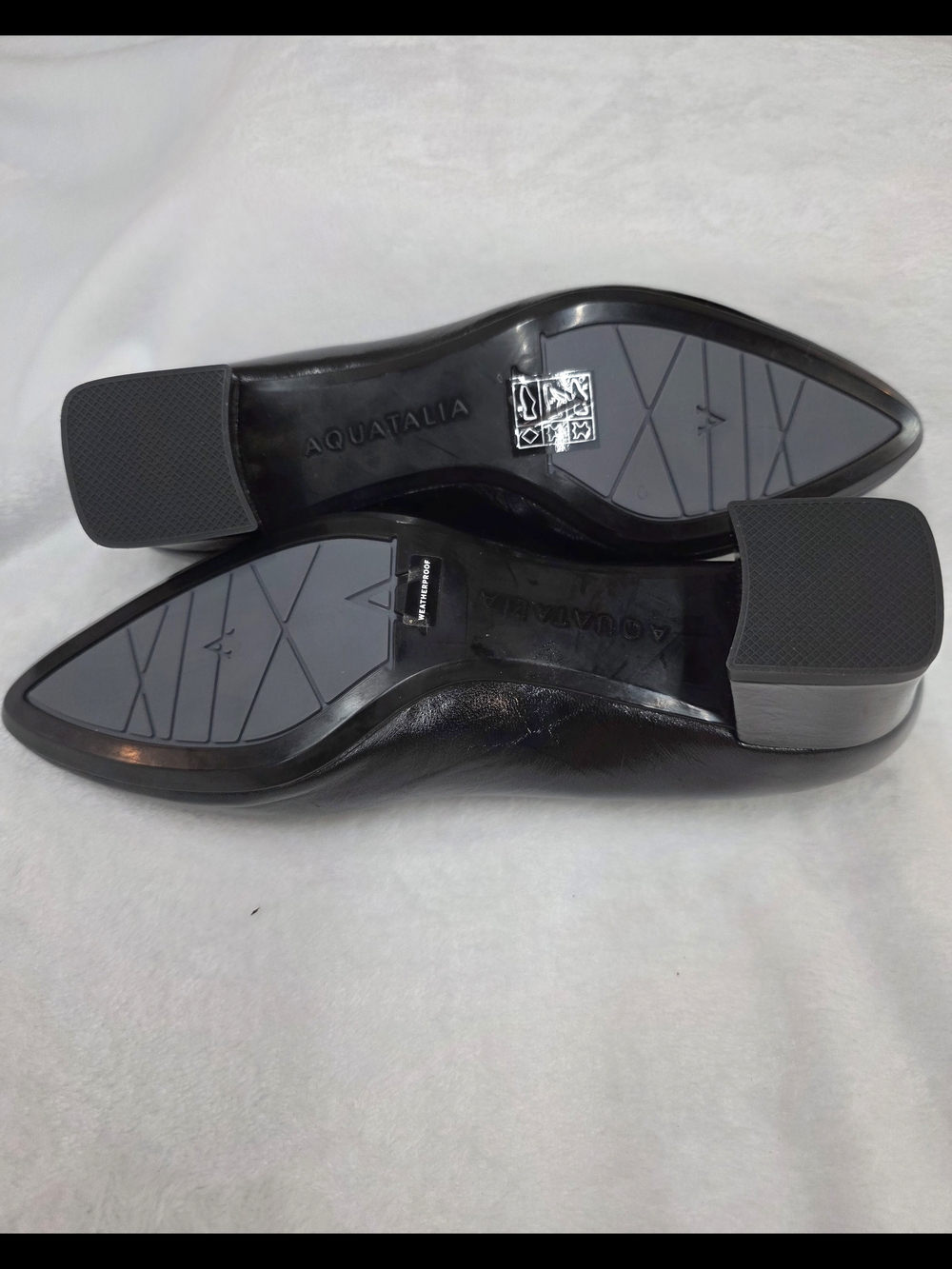 Aquatalia Black Pointed-Toe Low Block Heel Pumps Made In Italy - Picture 4 of 7